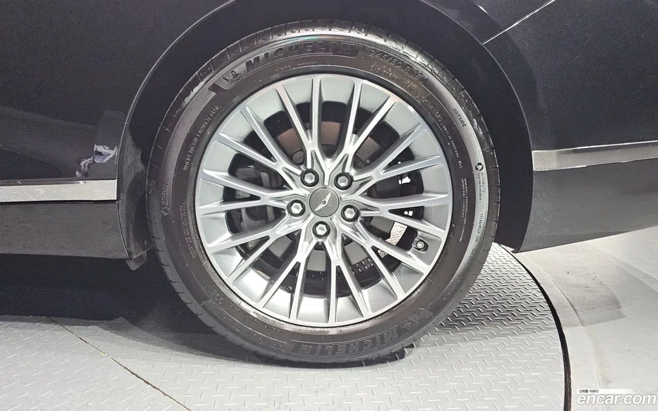 Genesis G80 2.5 AWD 2023 — миниатюра 5