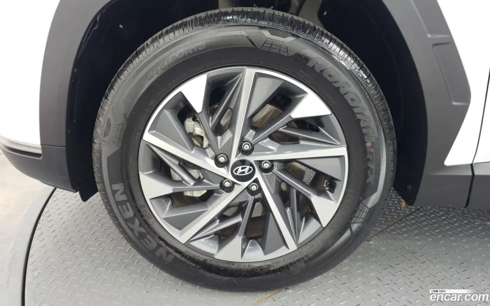 Hyundai Tucson 1.6 2WD 2022 — миниатюра 2