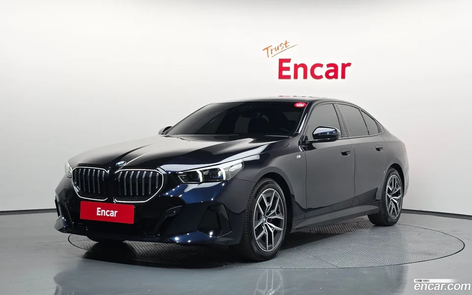 BMW 5 Series 2025
