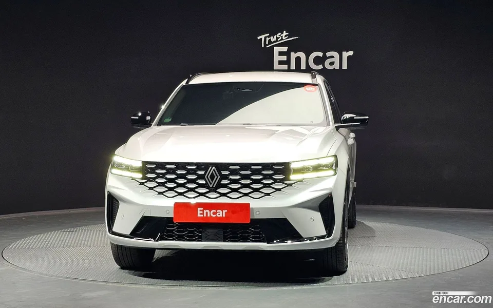 Renault Samsung Grand Koleos 1.5 E-TECH 2WD 2025 — миниатюра 3
