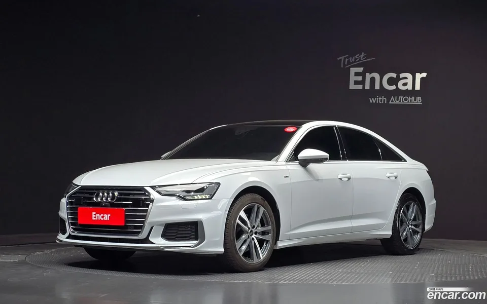 Audi A6 45 TFSI 2022 — фото 1, купить с доставкой в Москву