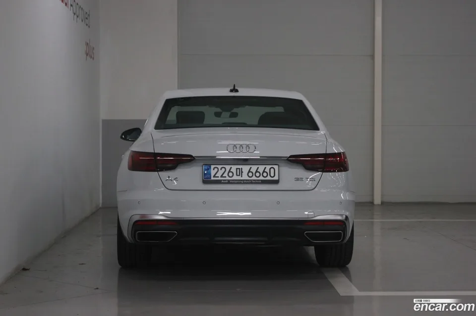 Audi A4 35 TDI 2023 — thumbnail 4
