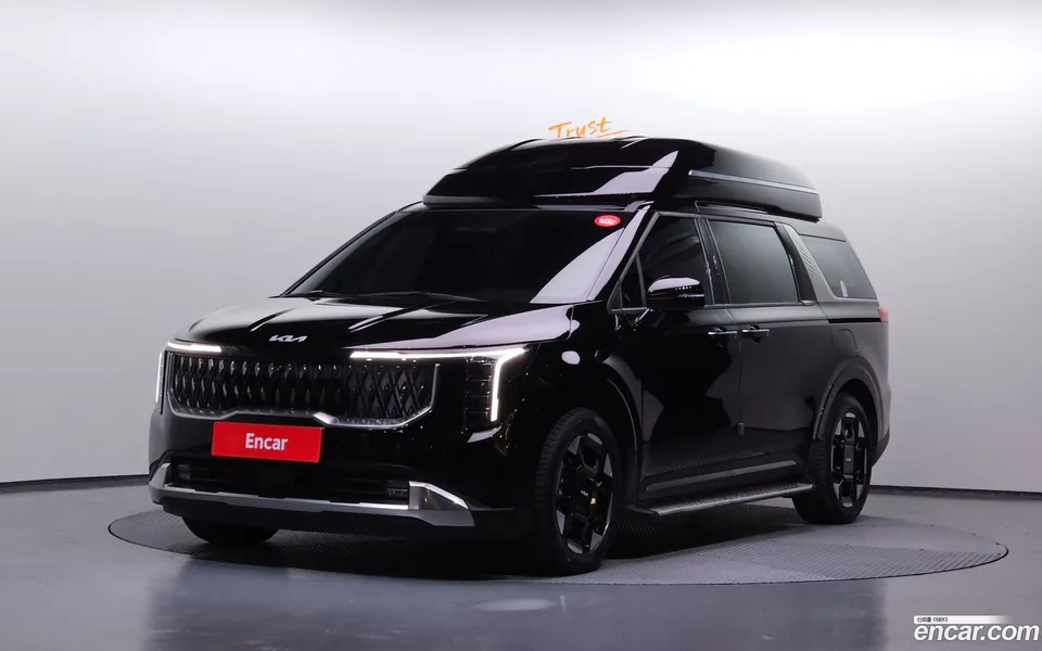 Kia Carnival HEV 4 2024 — фото 1, купить с доставкой в Москву