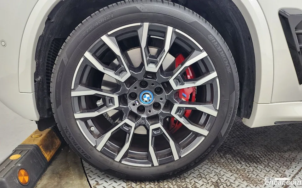 BMW X5 xDrive 50e M 2024 — миниатюра 5