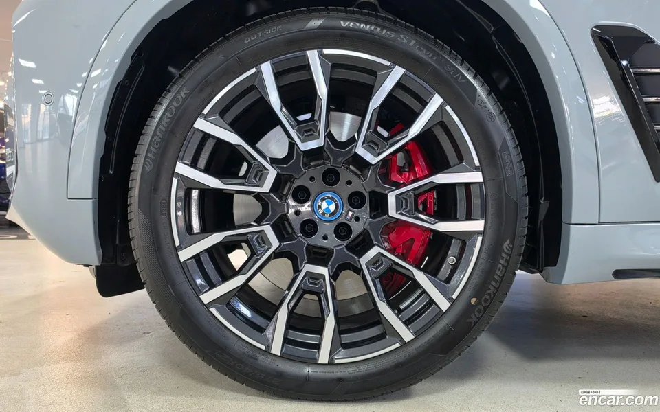 BMW X5 xDrive 50e M 2025 — миниатюра 2