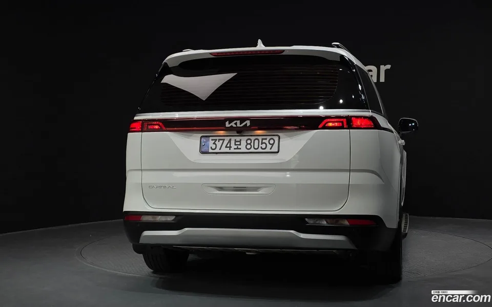 Kia Carnival 9 2022 — миниатюра 4