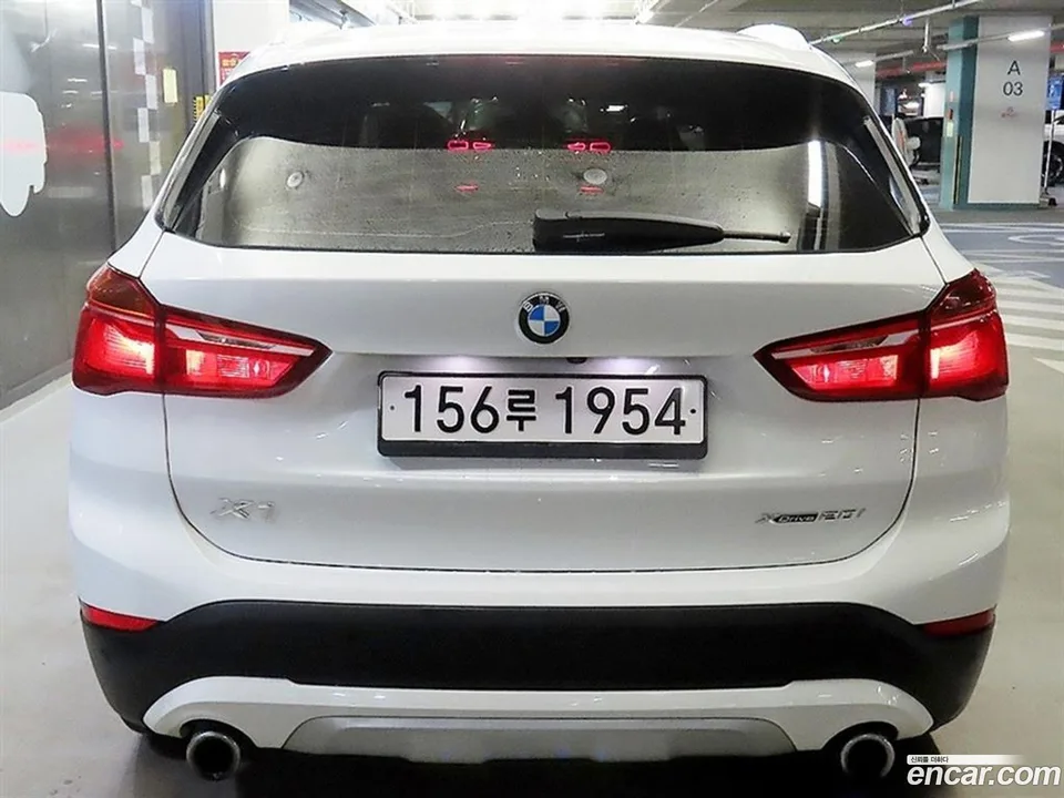 BMW X1 xDrive 20i xLine 2022 — миниатюра 2