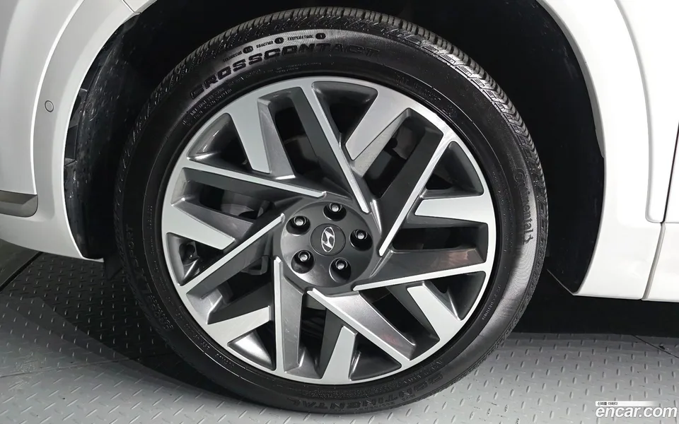 Hyundai SantaFe 2.5T 2WD 2022 — миниатюра 2