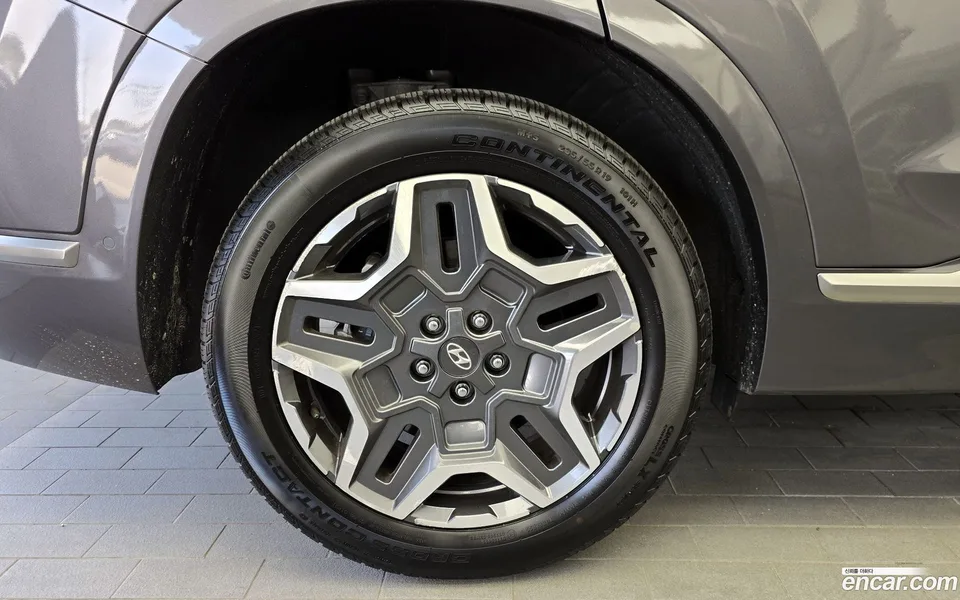 Hyundai SantaFe HEV 1.6 2WD 2023 — миниатюра 2