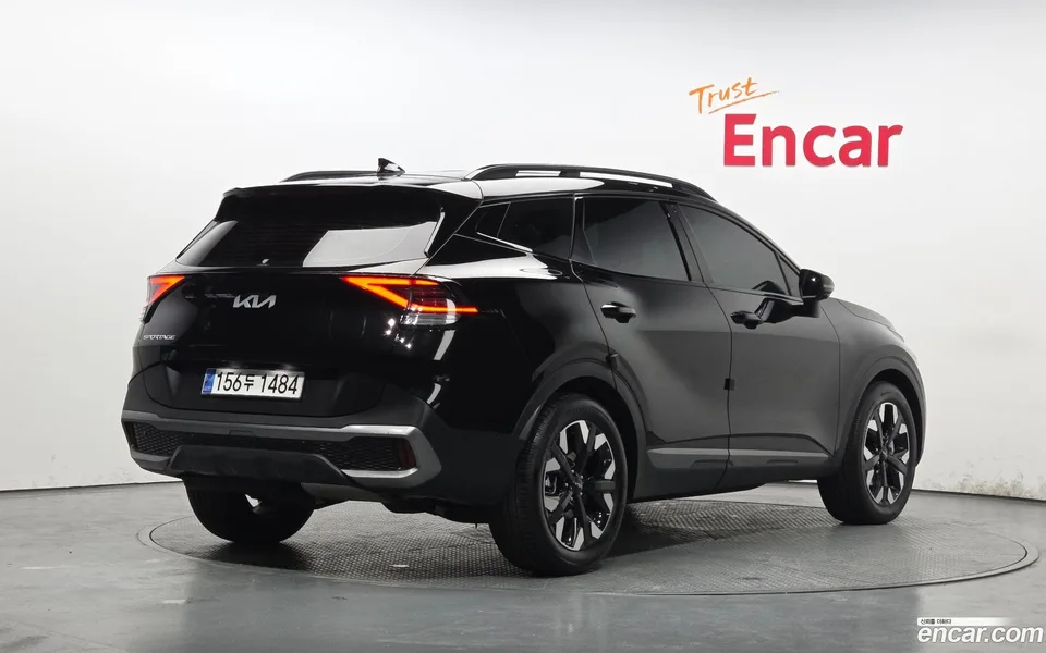 Kia Sportage 2.0 2WD 2024 — фото 1, купить с доставкой в Москву