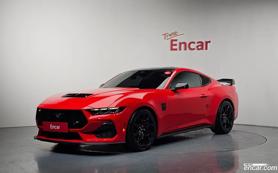 Ford Mustang 5.0 GT 2024 — фото 1, купить с доставкой в Москву