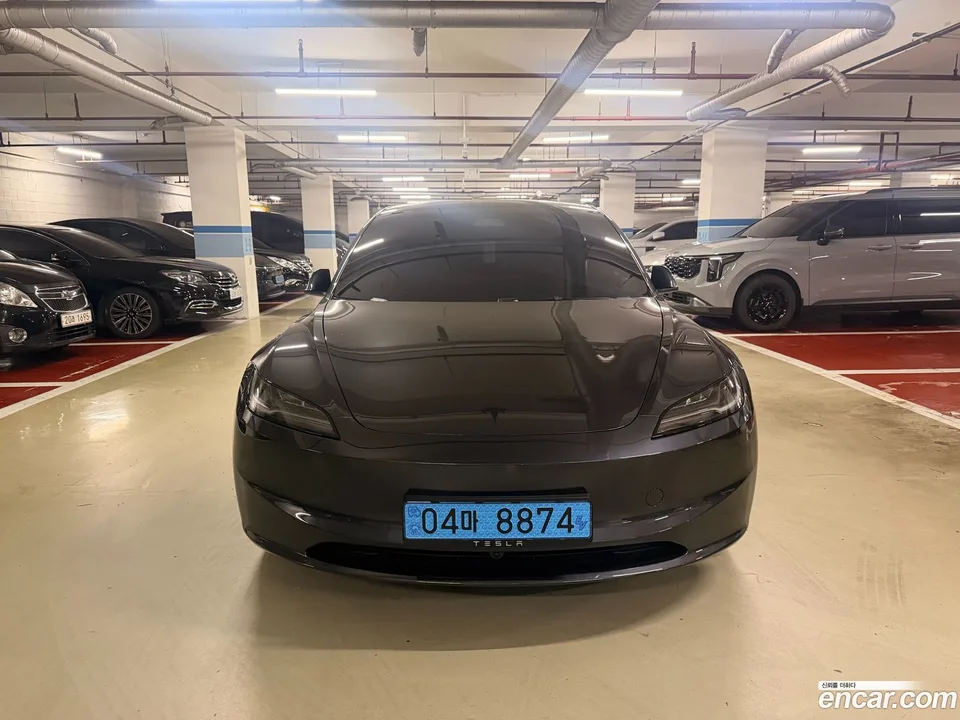 Tesla Model 3 RWD 2026 — миниатюра 3