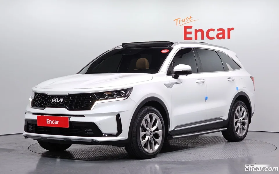 Kia Sorento 2.5T 2WD 2023 — фото 1, купить с доставкой в Москву