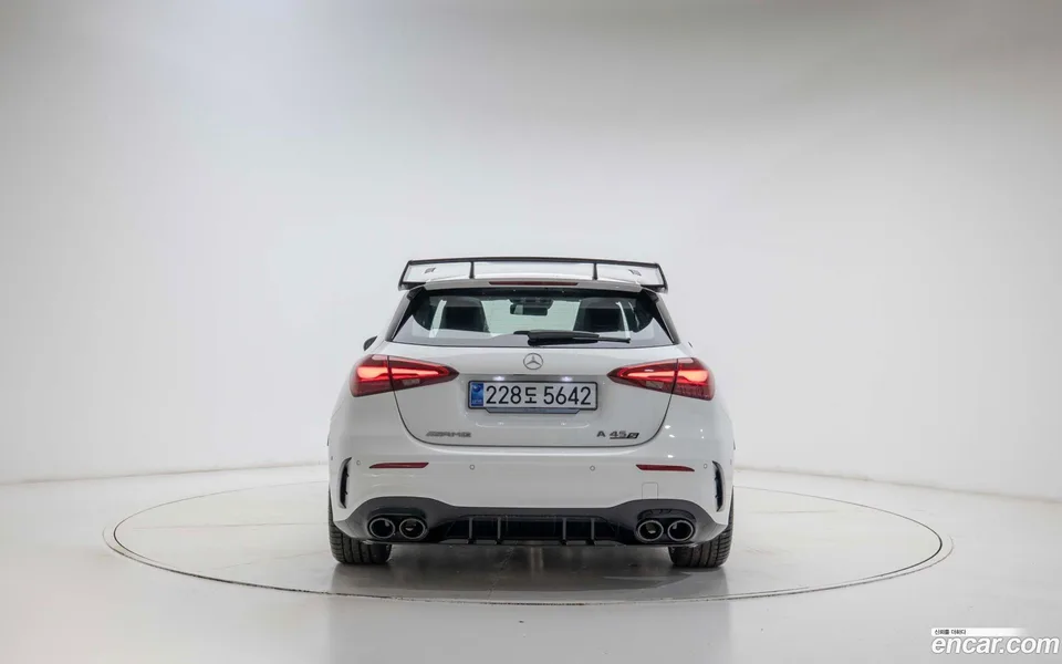 Mercedes-Benz A-Class AMG A45 4MATIC+ 2025 — миниатюра 4