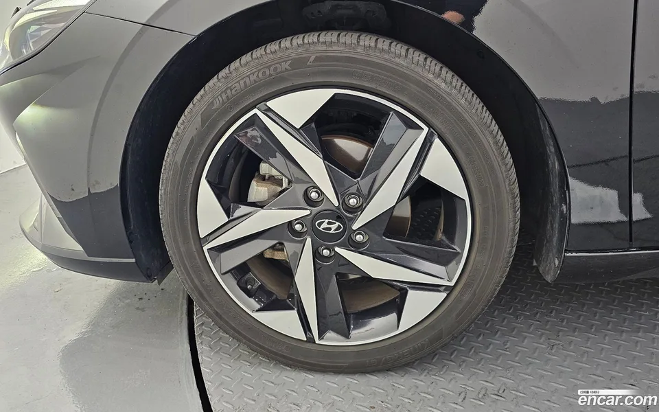 Hyundai Avante Hybrid 2023 — миниатюра 5