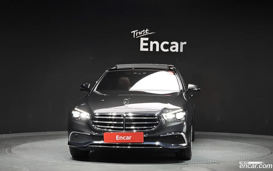 Mercedes-Benz E-Class E450 4MATIC 2023 — миниатюра 3