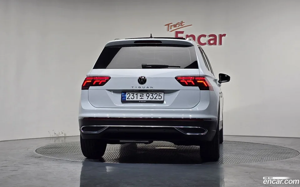 Volkswagen Tiguan 2.0 TDI 2022 — миниатюра 4