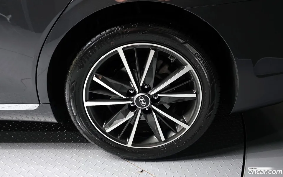 Hyundai Grandeur IG 2.5 2022 — миниатюра 2
