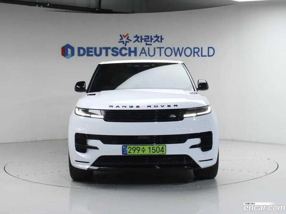 Land Rover Range Rover Sport P550E HSE 2025 — миниатюра 3