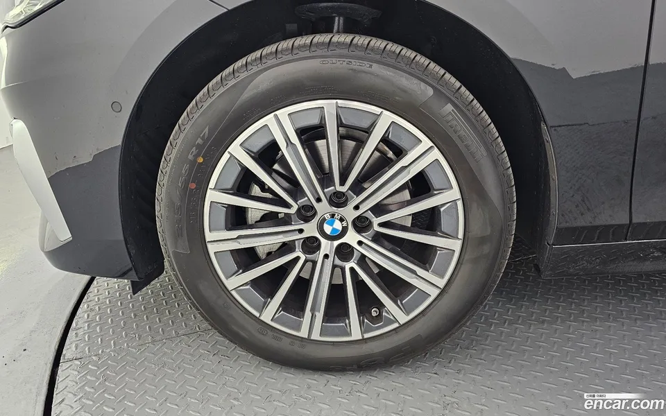 BMW 2 Series Active Tourer 220i 2025 — миниатюра 2