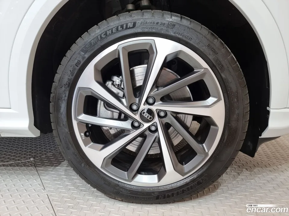 Audi Q5 (80A) 40 TDI S Line 2025 — миниатюра 2