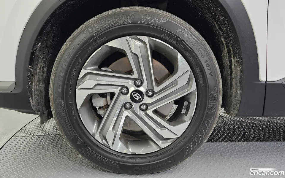 Hyundai SantaFe 2.5T 2WD 2022 — миниатюра 2