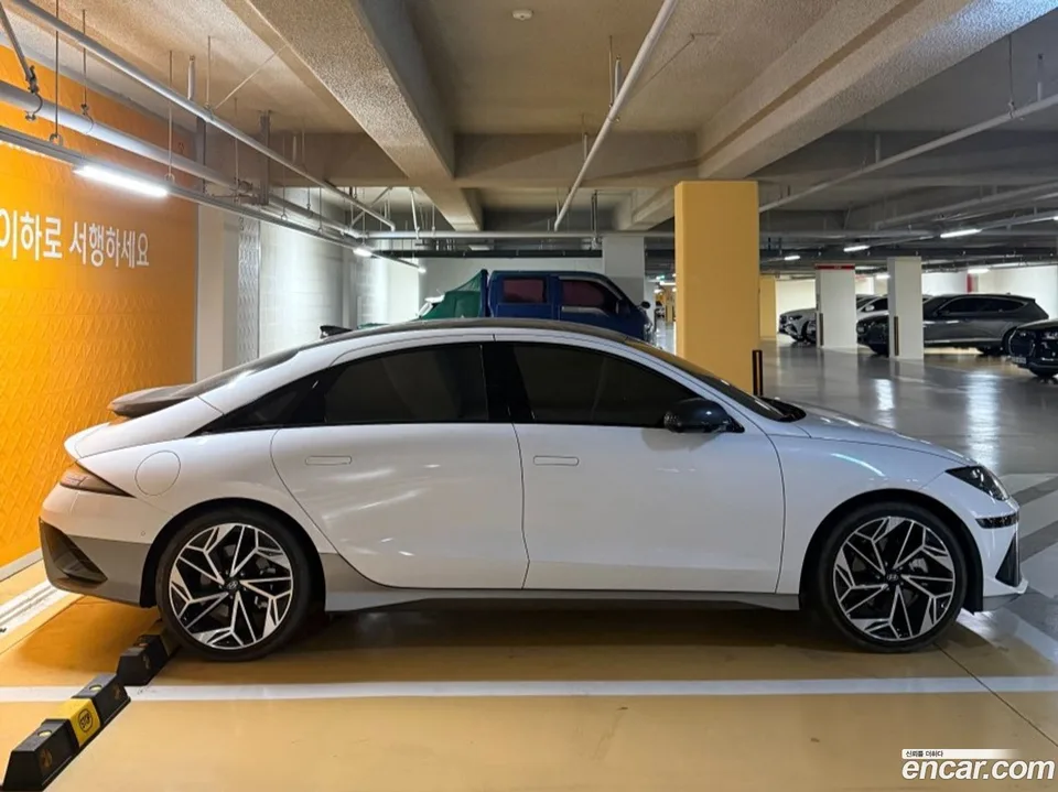 Hyundai Ioniq 6 2023 — миниатюра 2