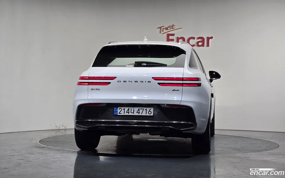 Genesis GV70 2.5T AWD 2024 — миниатюра 4