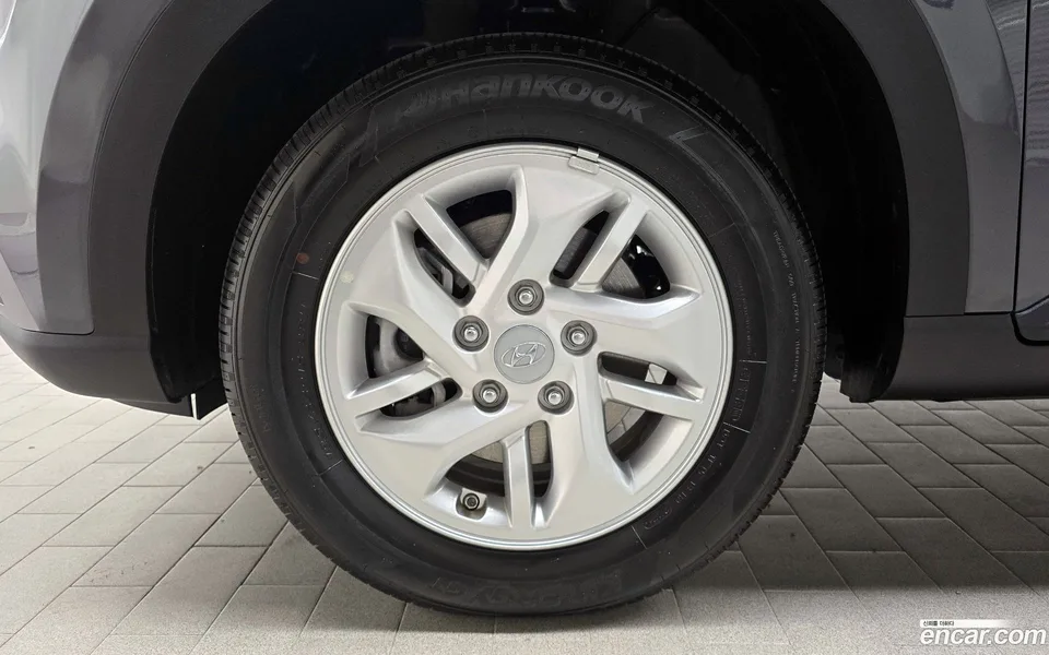 Hyundai Venue 1.6 2025 — миниатюра 5