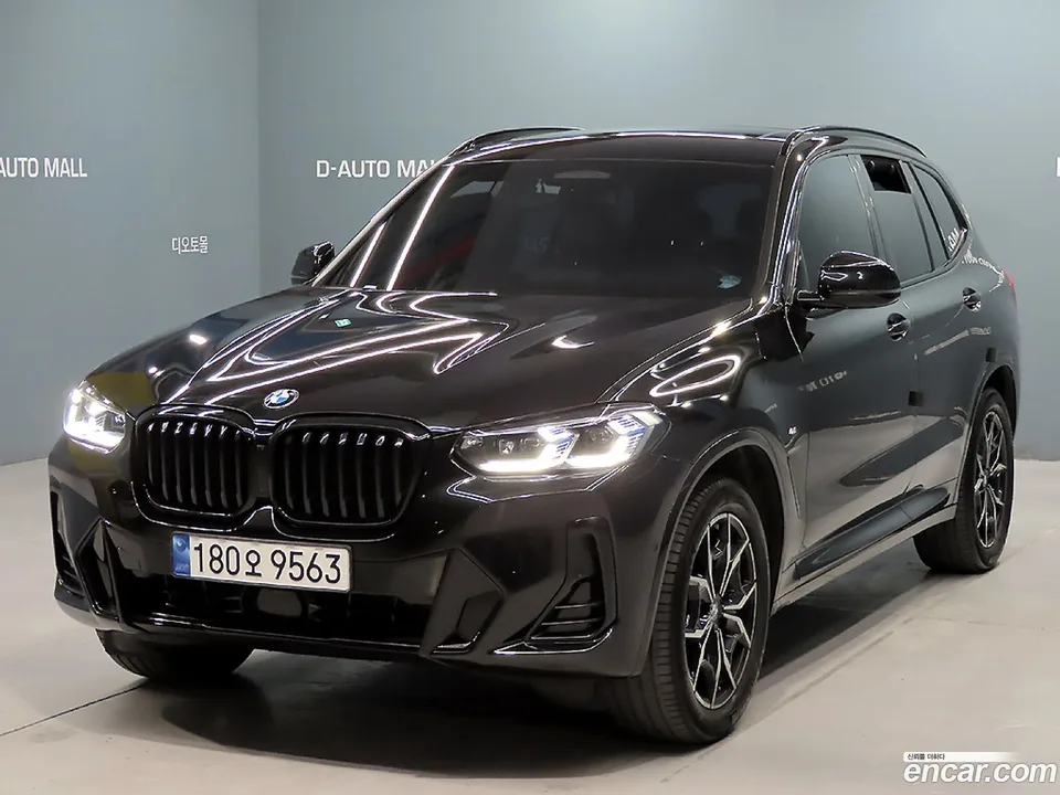 BMW X3 xDrive 20i M 2022 — фото 1, купить с доставкой в Москву