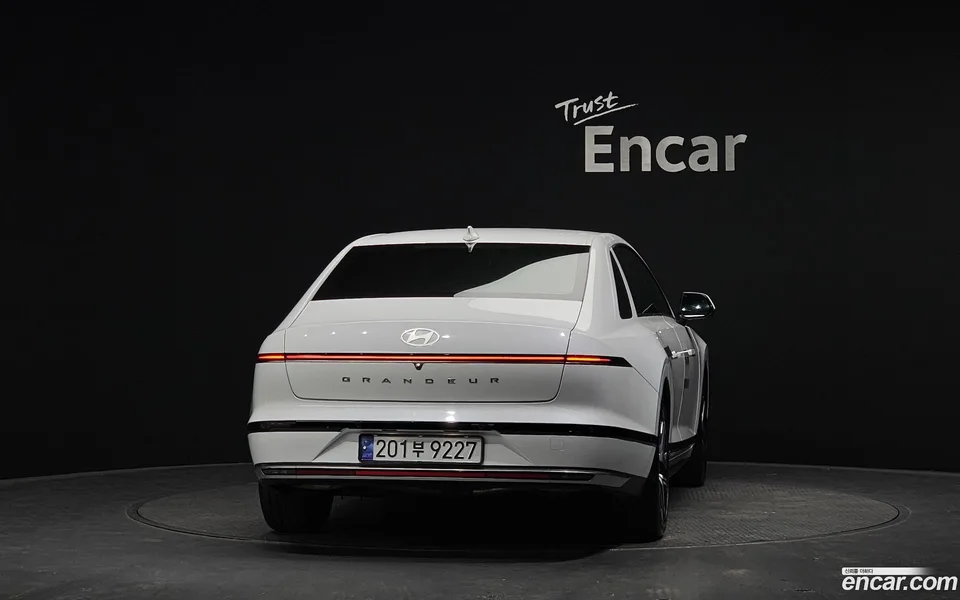 Hyundai Grandeur 2.5 2WD 2024 — миниатюра 4