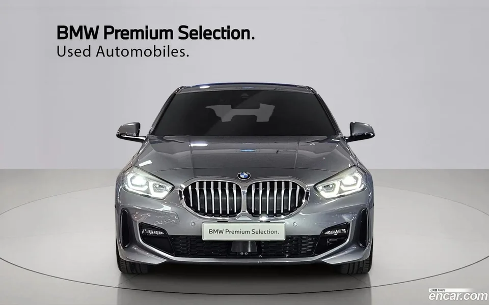 BMW 1 Series 120i M 2023 — миниатюра 3