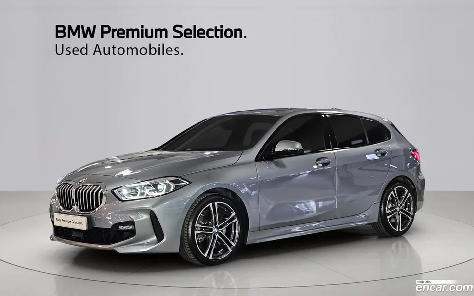 BMW 1 Series 120i M 2023 — фото 1, купить с доставкой в Москву