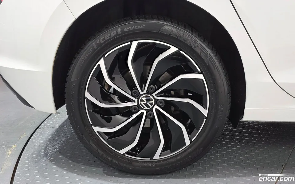 Volkswagen Golf 2.0 TDI 2022 — миниатюра 2