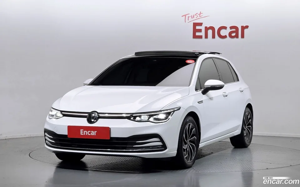 Volkswagen Golf 2.0 TDI 2022 — фото 1, купить с доставкой в Москву