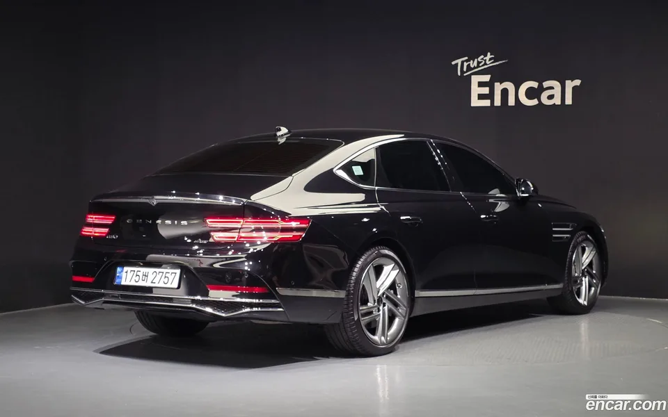 Genesis G80 2.5 AWD 2024 — фото 1, купить с доставкой в Москву