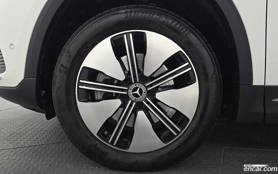Mercedes-Benz EQA EQA250 2023 — миниатюра 2