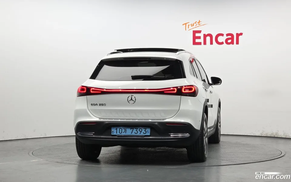 Mercedes-Benz EQA EQA250 2023 — миниатюра 4