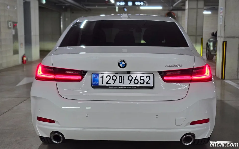 BMW 3 Series 320i 2025 — миниатюра 4