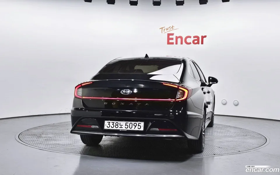 Hyundai Sonata Hybrid 2022 — миниатюра 3