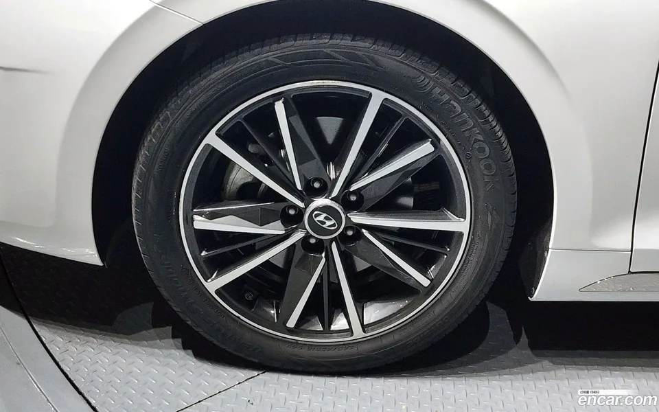 Hyundai Grandeur IG 2.5 2022 — thumbnail 2