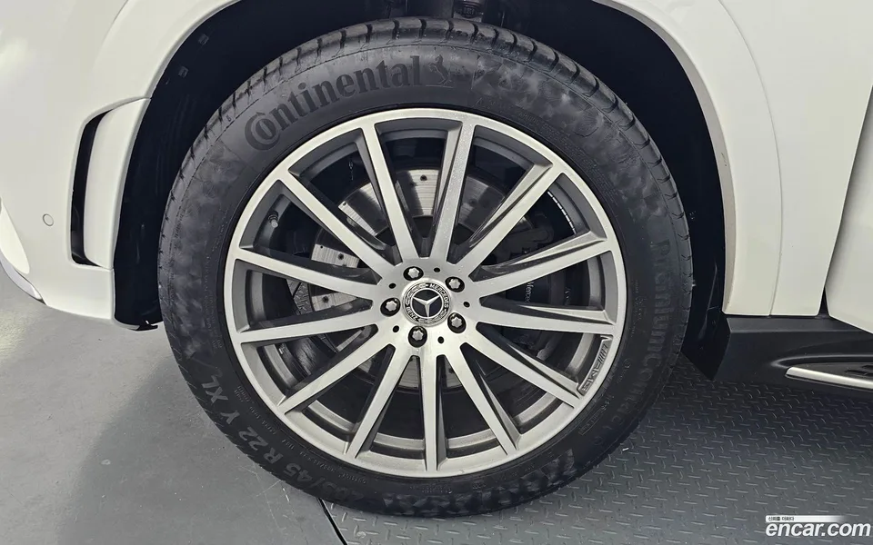 Mercedes-Benz GLS-Class GLS400d 4MATIC 2023 — миниатюра 2