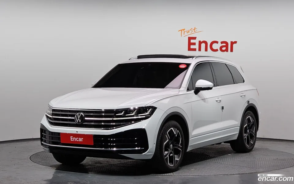 Volkswagen Touareg 3.0 TDI 2024 — фото 1, купить с доставкой в Москву