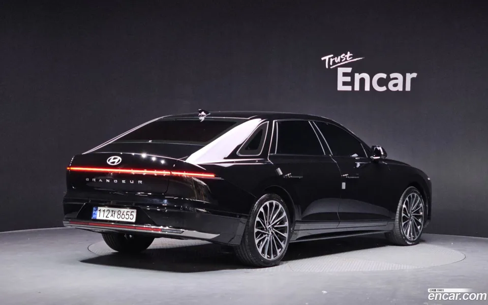 Hyundai Grandeur Hybrid 2023 — миниатюра 2