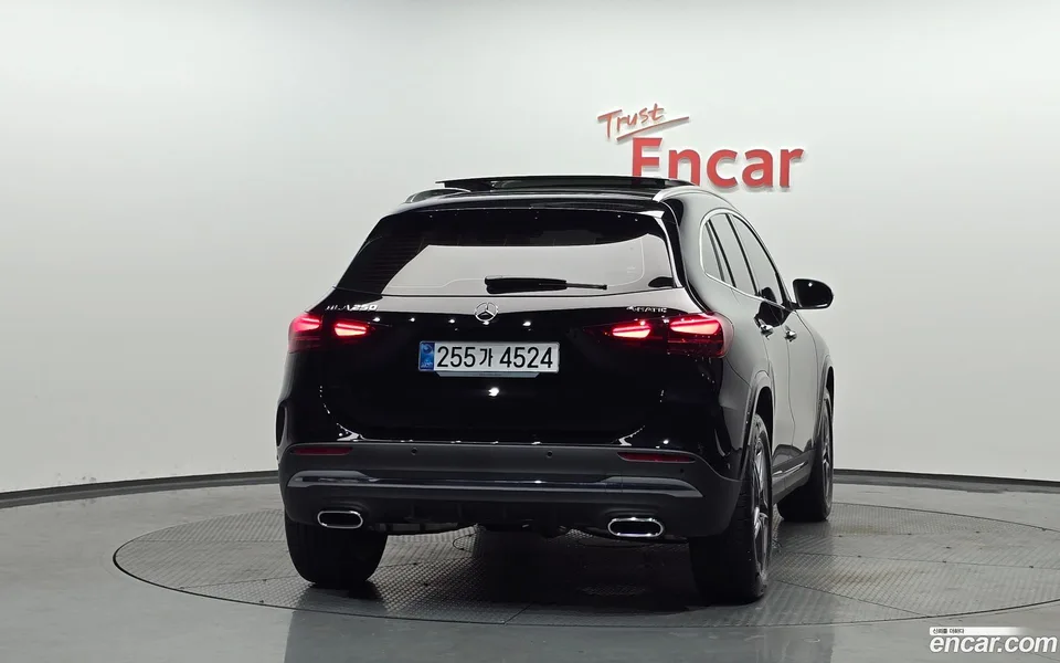 Mercedes-Benz GLA-Class GLA250 4MATIC 2025 — миниатюра 4