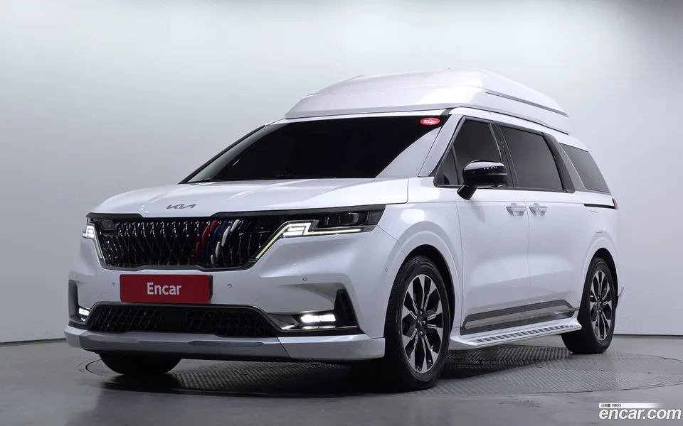 Kia Carnival 9 2022 — фото 1, купить с доставкой в Москву