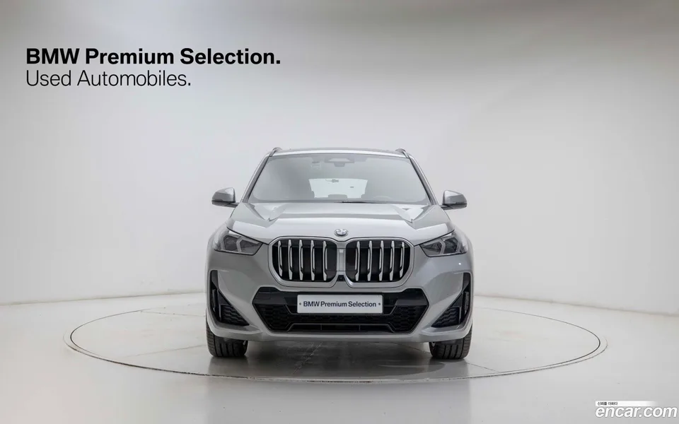 BMW X1 xDrive 20i M 2025 — миниатюра 3