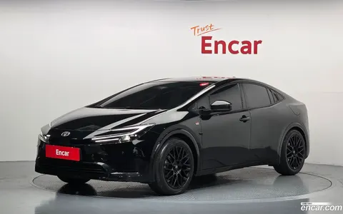 Toyota Prius 2025 buy in Moscow