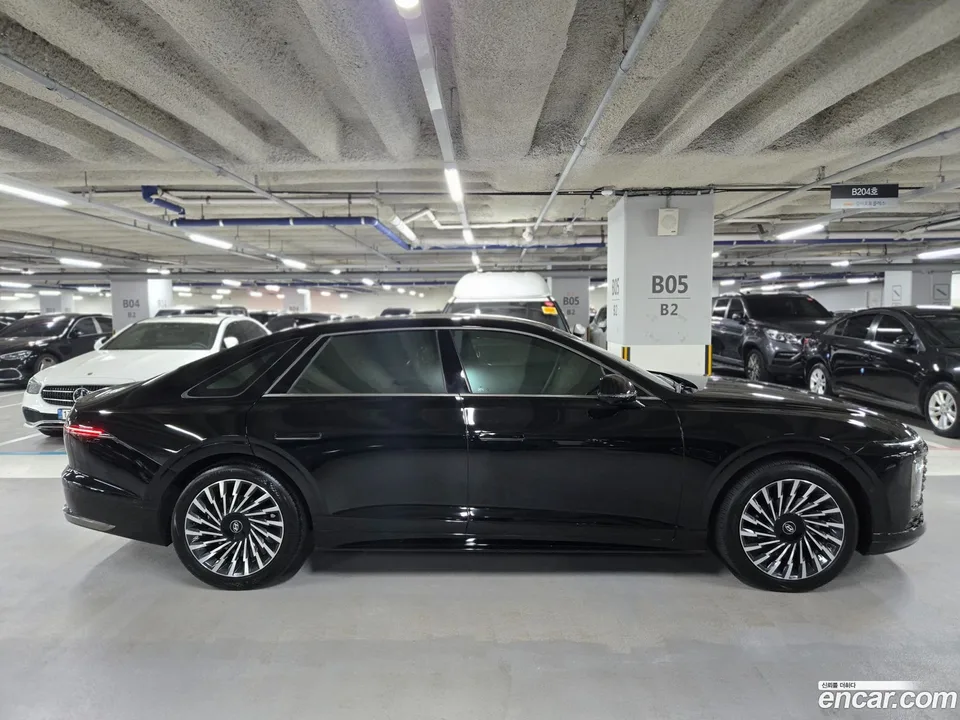 Hyundai Grandeur Hybrid 2023 — миниатюра 5