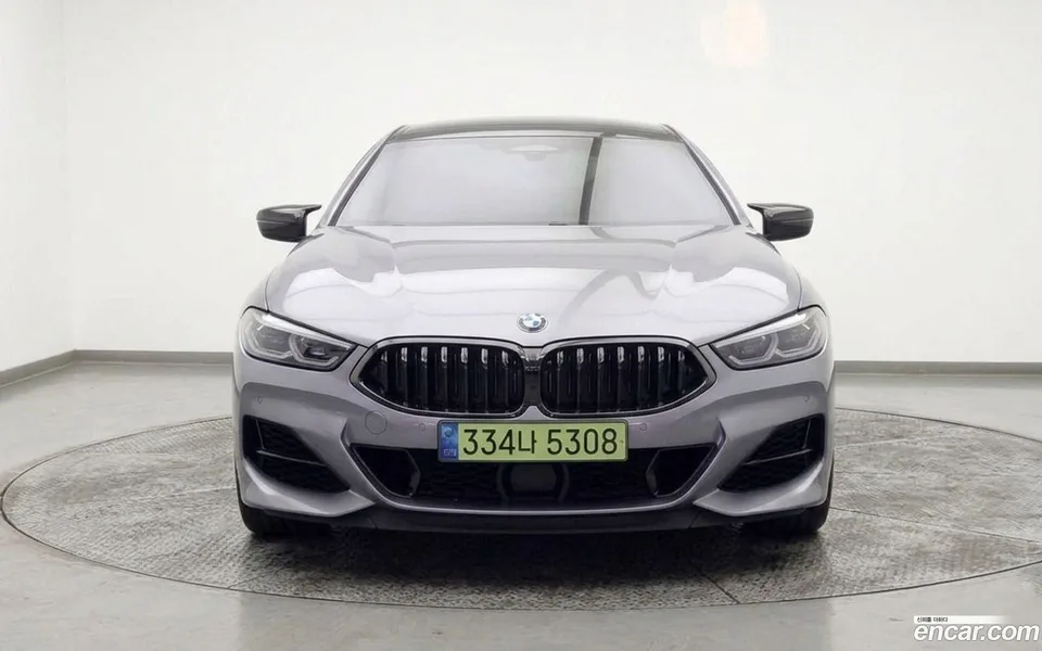 BMW 8 Series M850i xDrive 2025 — миниатюра 3